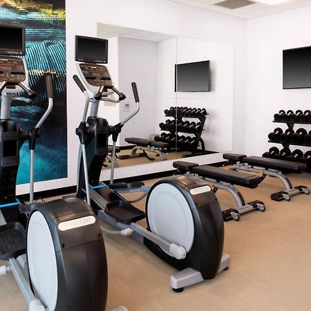 Springhill Suites Kansas City Airport Εξωτερικό φωτογραφία