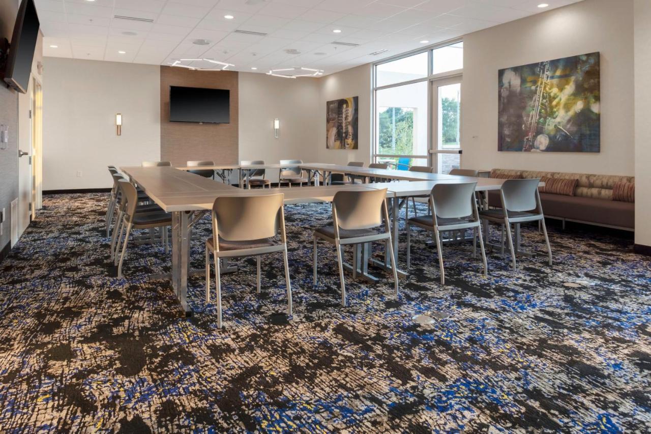 Springhill Suites Kansas City Airport Εξωτερικό φωτογραφία
