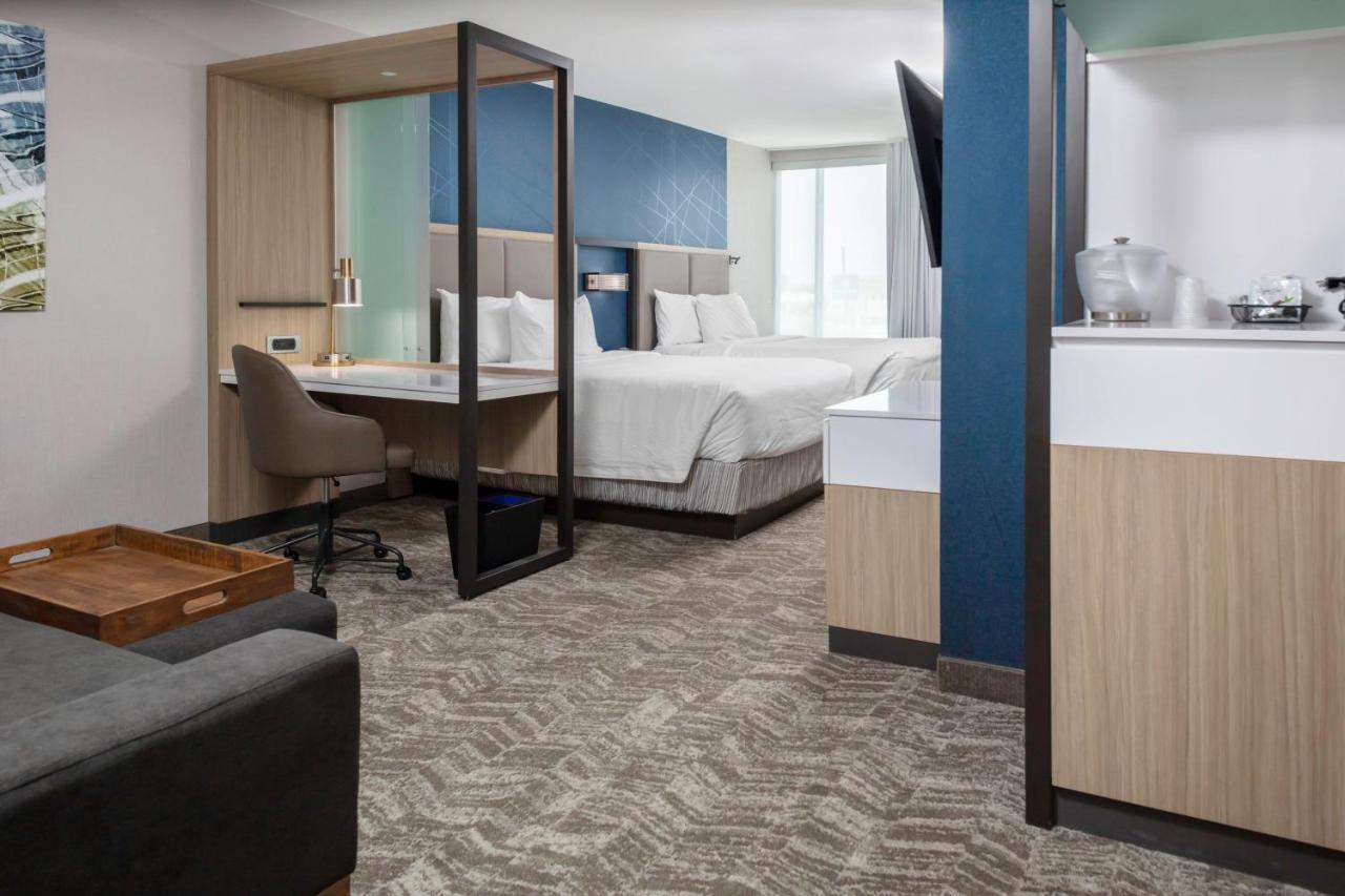 Springhill Suites Kansas City Airport Εξωτερικό φωτογραφία