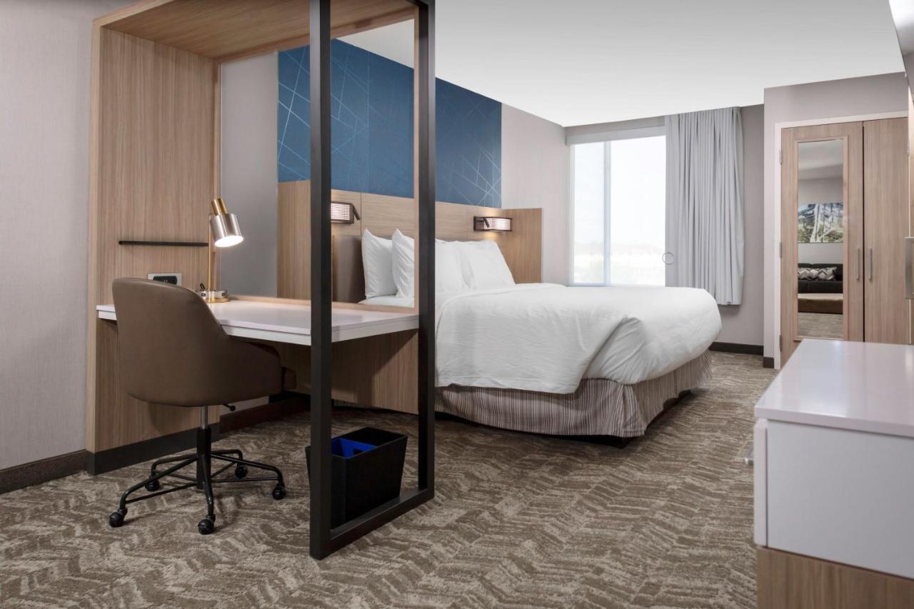 Springhill Suites Kansas City Airport Εξωτερικό φωτογραφία